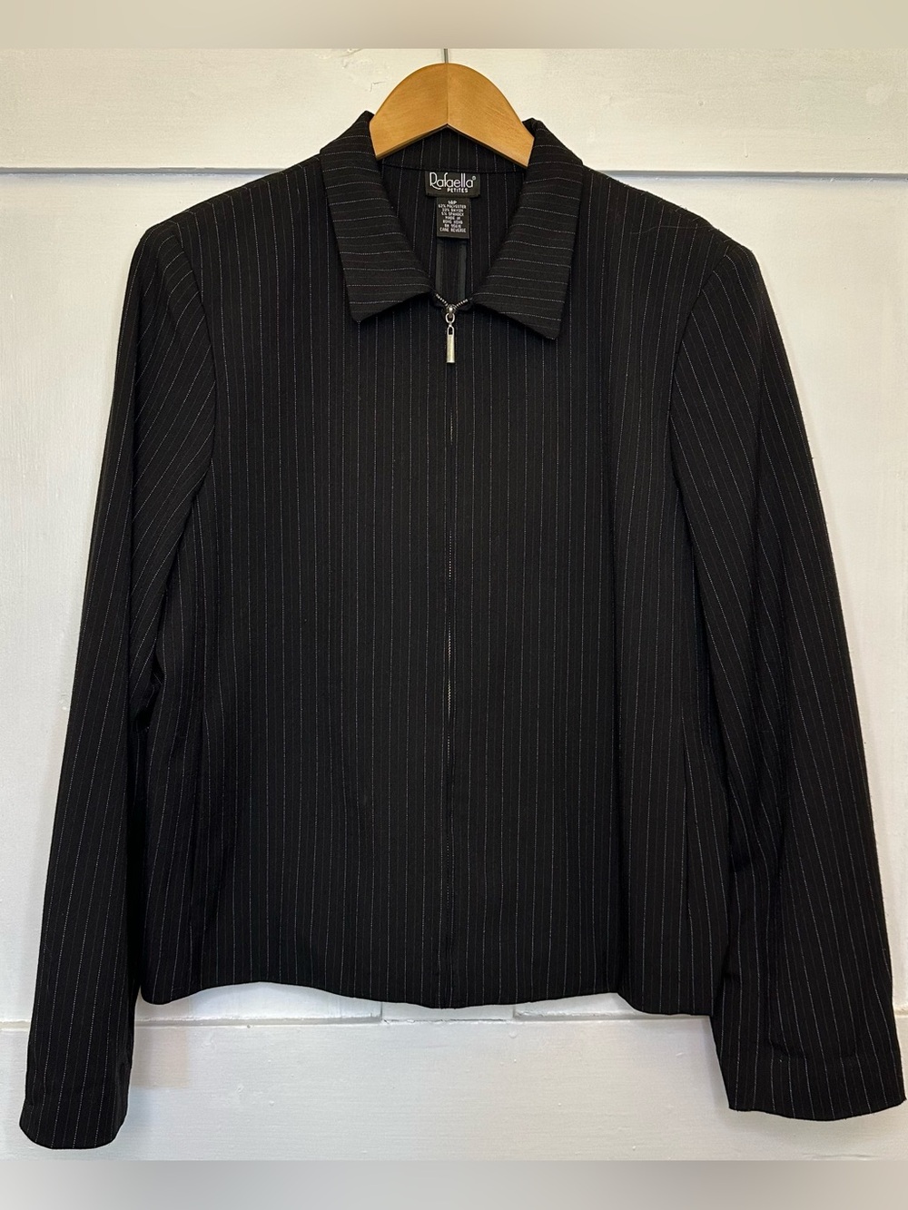 Rafaella Black with Red & White Pinstripe Zip Jacket with Pockets Sz 10P